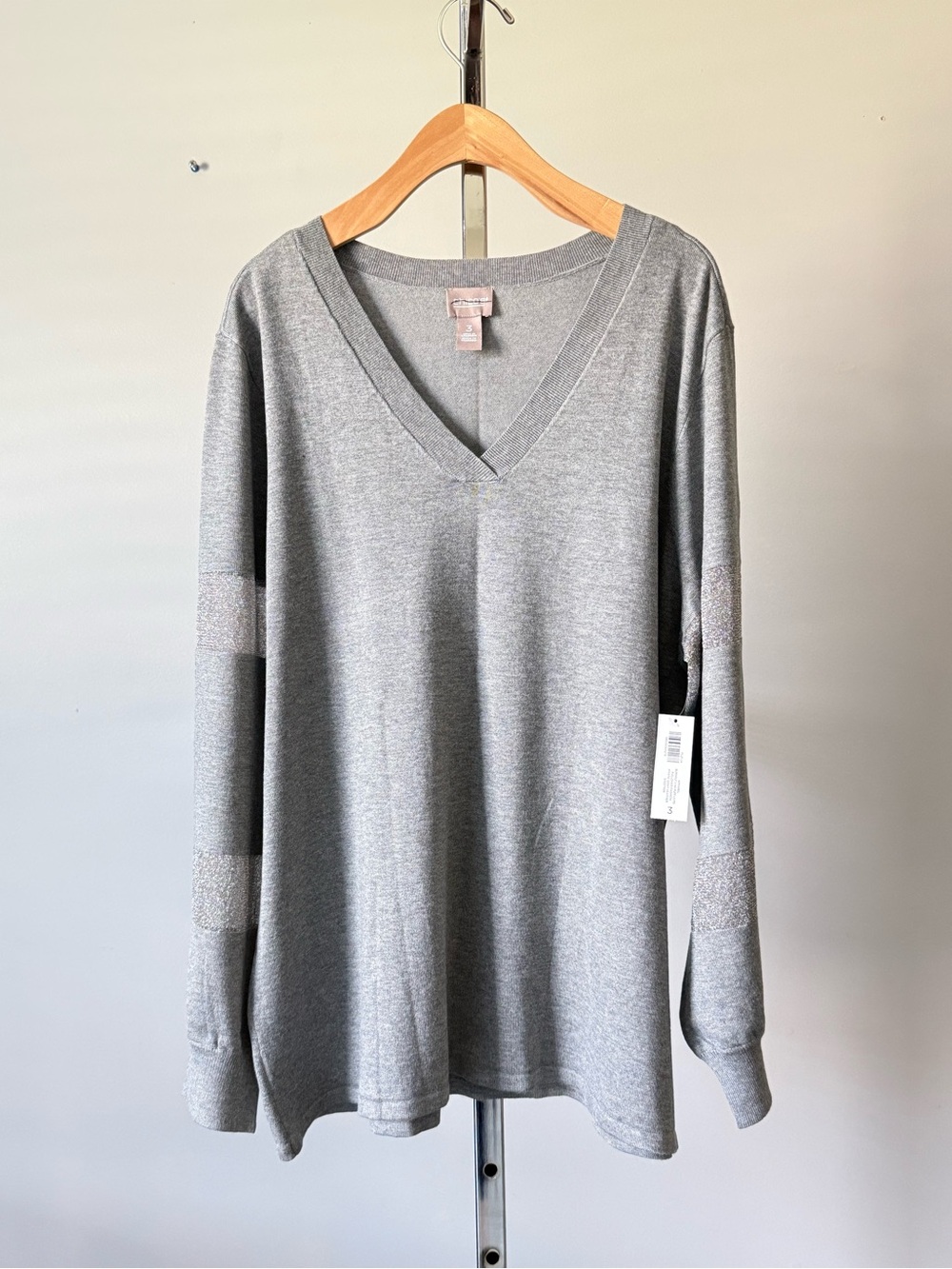 Chico's NWT Gray Burnout V-Neck Metallic Puff Sleeve Sweater Top Size 3 XL